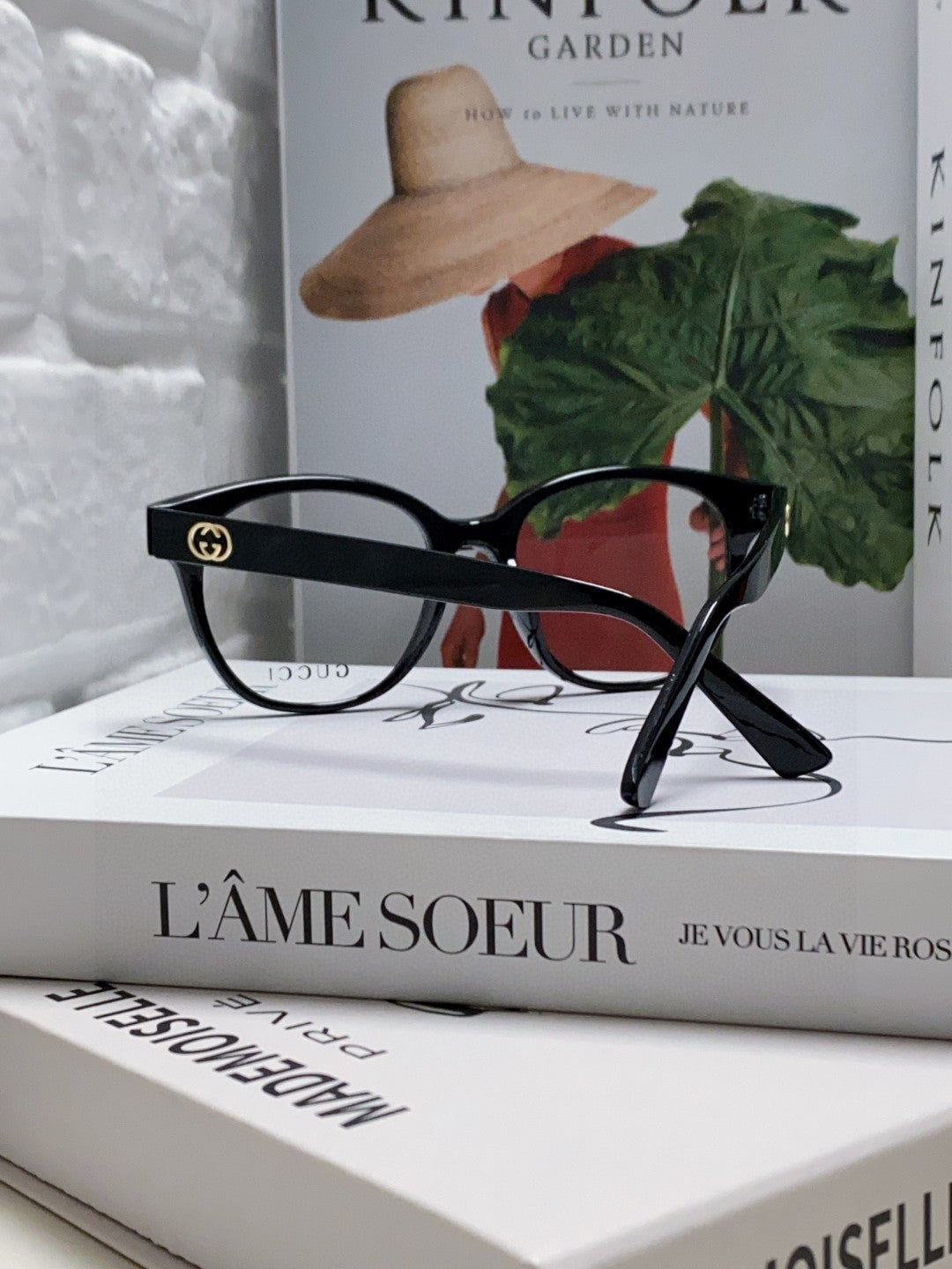 BUTTERFLY FRAME SUNGLASSES 570220 IN ACETATE - Black