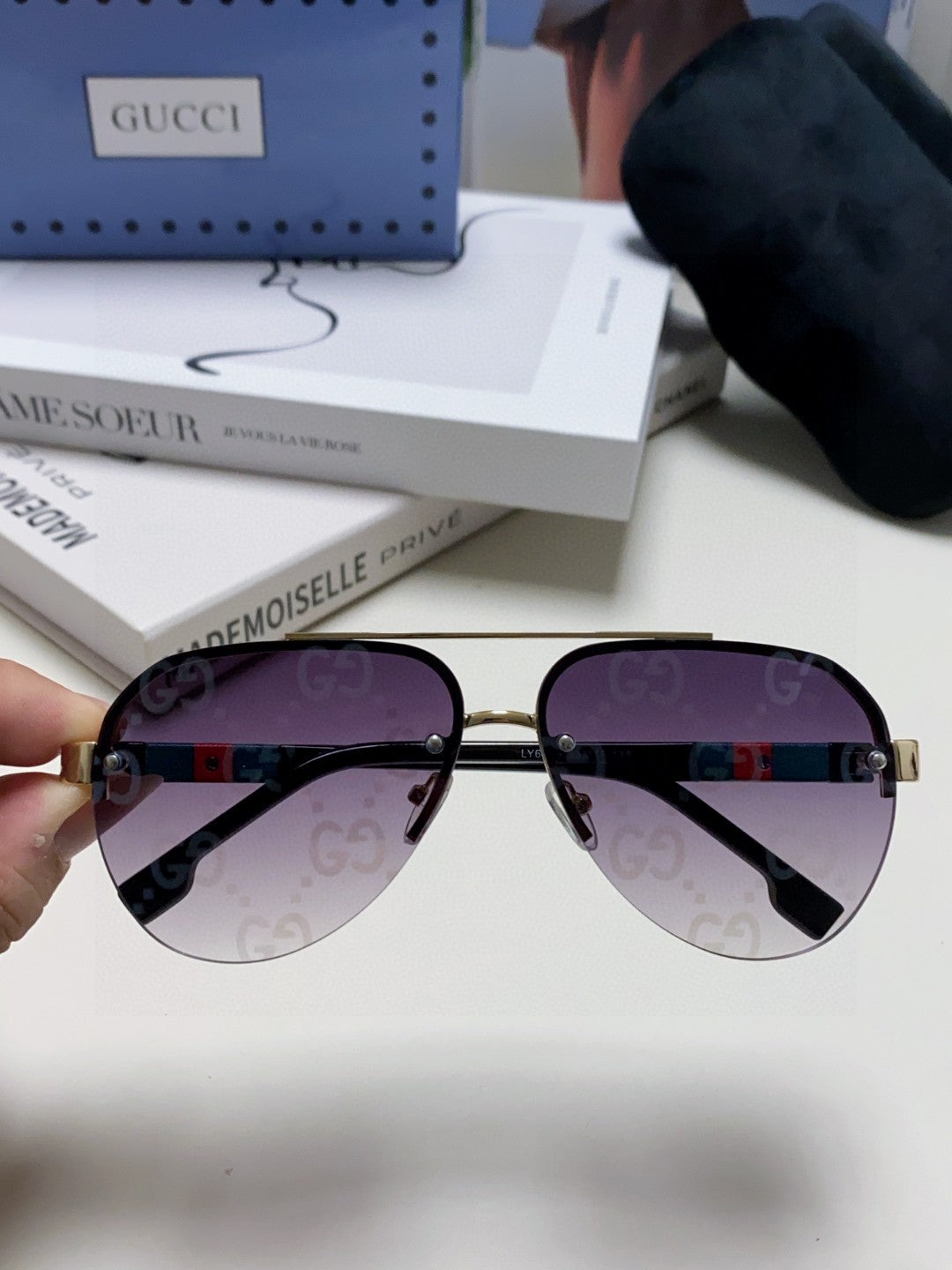 AVIATOR FRAME SUNGLASSES 570223 IN METAL - Purple oblique mask