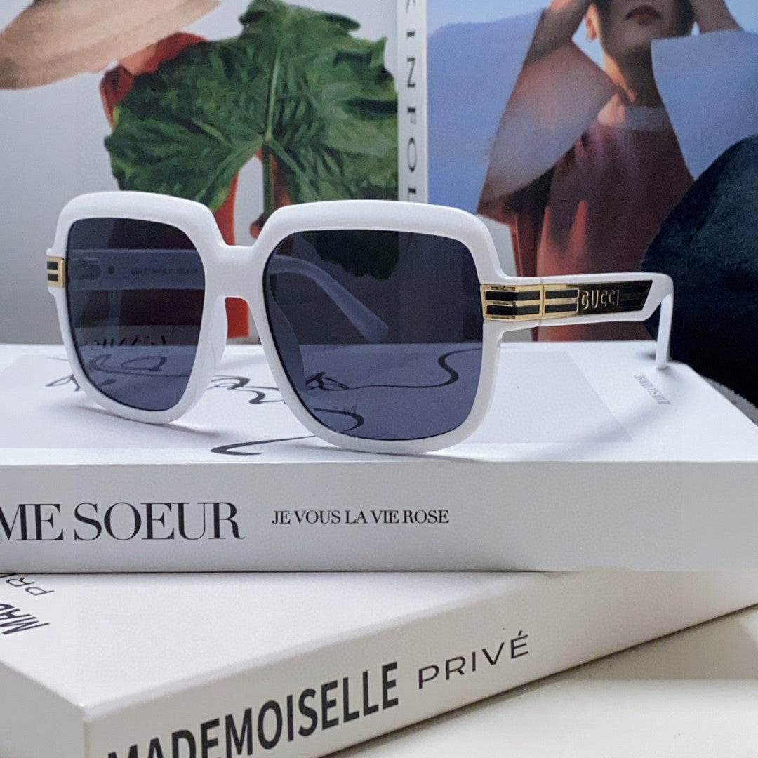 SQUARE FRAME SUNGLASSES 570231 IN ACETATE AND METAL - Black oblique mask