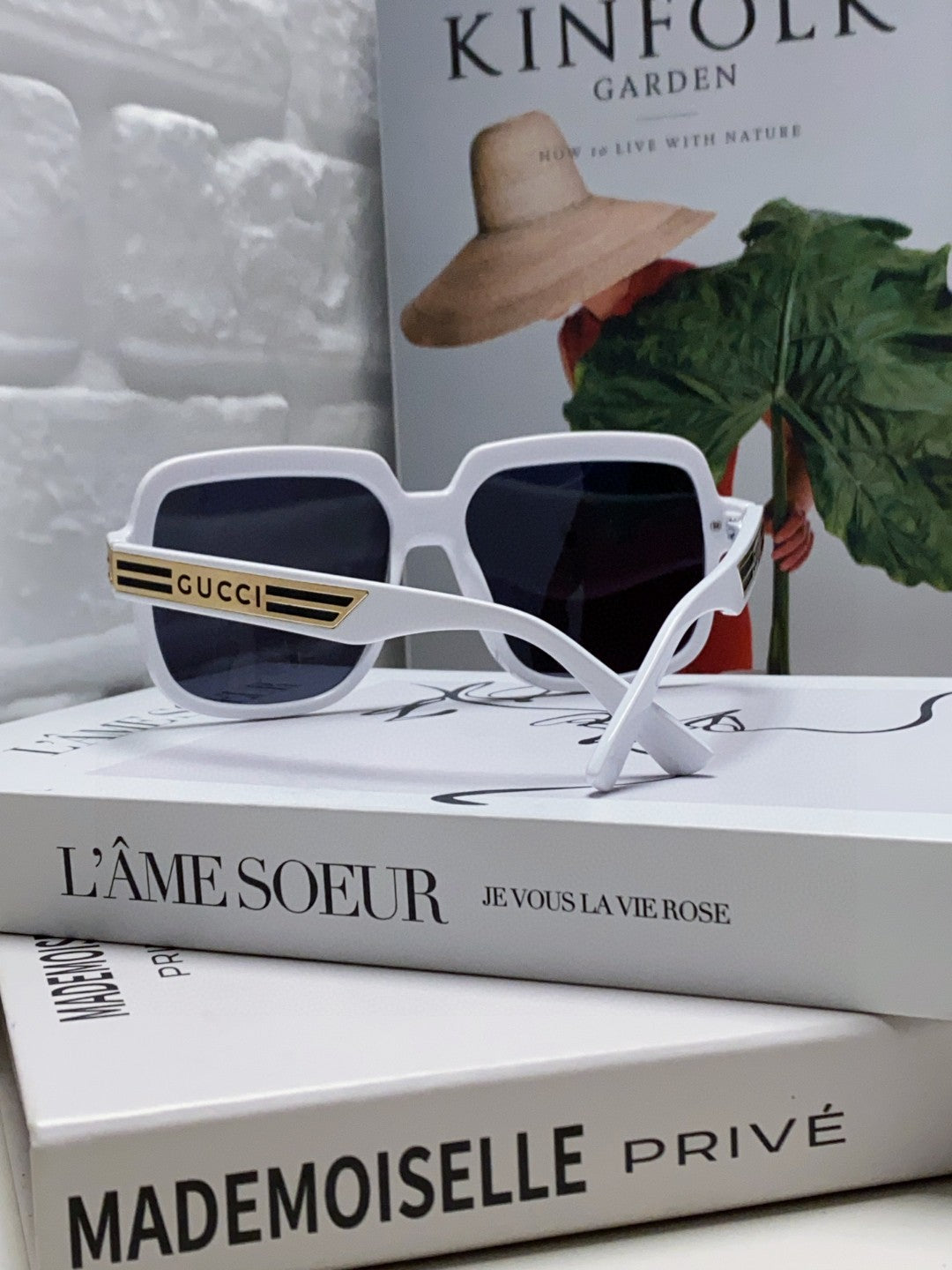 SQUARE FRAME SUNGLASSES 570231 IN ACETATE AND METAL - Black oblique mask