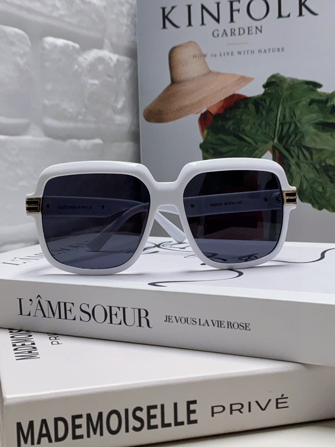 SQUARE FRAME SUNGLASSES 570231 IN ACETATE AND METAL - Black oblique mask