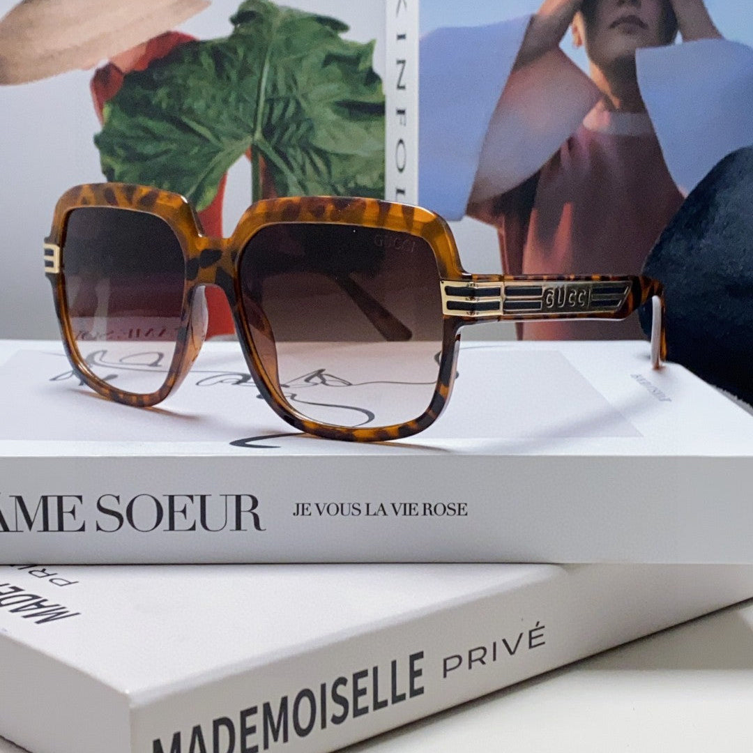 SQUARE FRAME SUNGLASSES 570231 IN ACETATE AND METAL - Black oblique mask