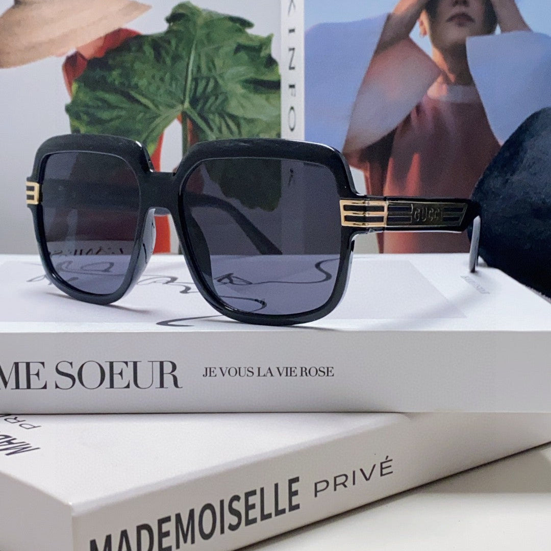 SQUARE FRAME SUNGLASSES 570231 IN ACETATE AND METAL - Black oblique mask