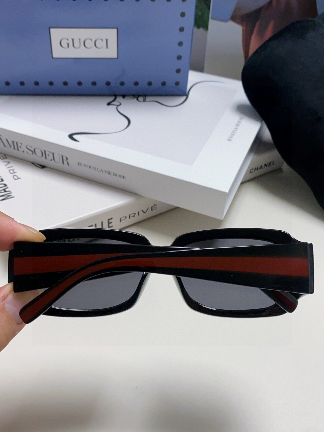 RECTANGULAR FRAME SUNGLASSES 570237 IN ACETATE - Black