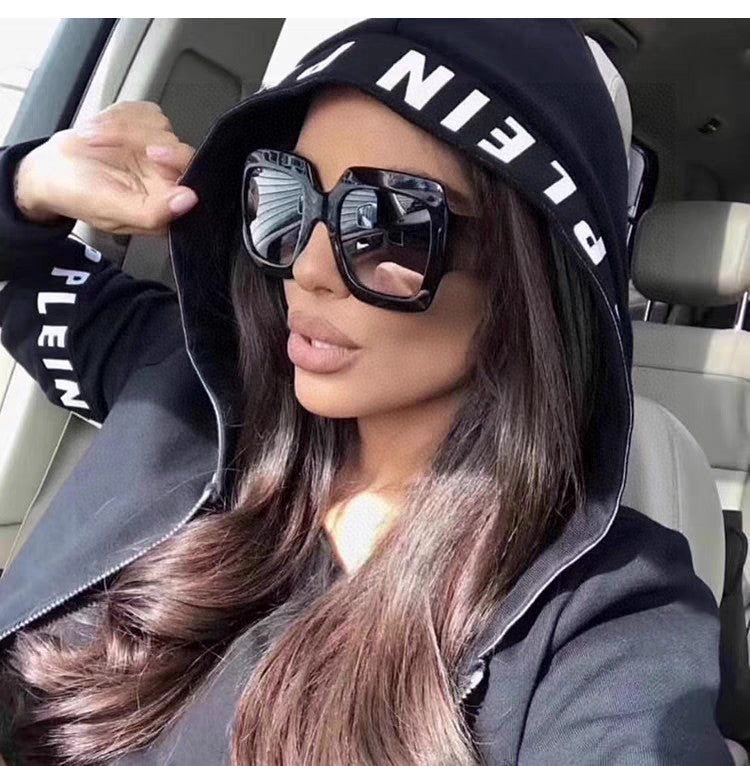 SQUARE FRAME SUNGLASSES GG0178S IN ACETATE EMBOSSED LOGO - Black