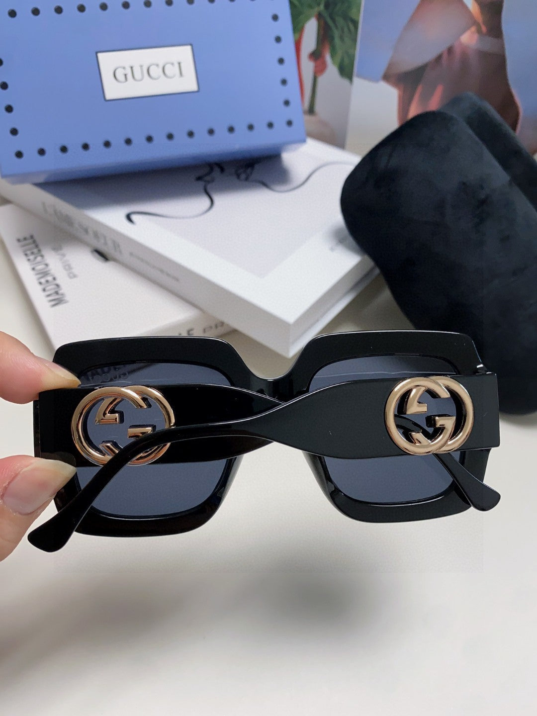 SQUARE FRAME SUNGLASSES GG0178S IN ACETATE EMBOSSED LOGO - Black