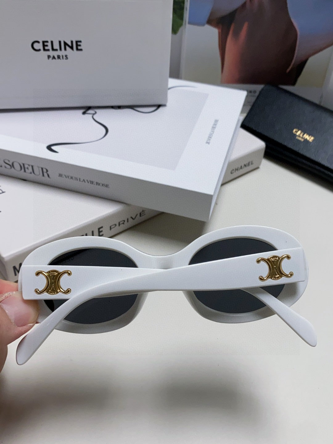 TRIOMPHE SUNGLASSES CL40194 IN ACETATE - Black/Gold Logo