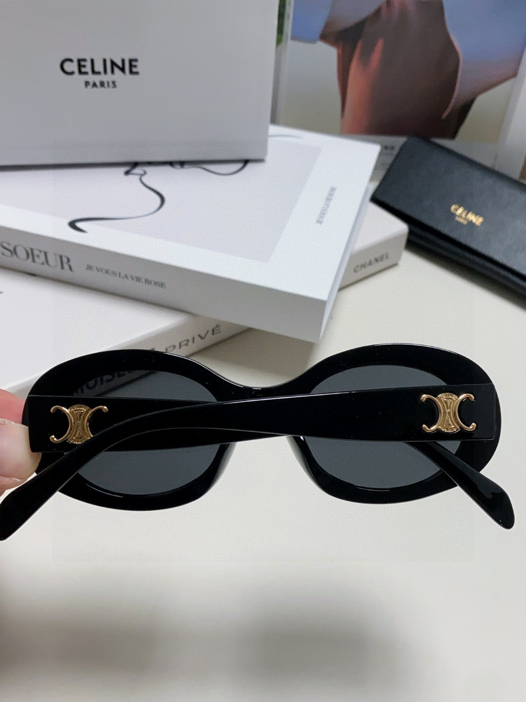 TRIOMPHE SUNGLASSES CL40194 IN ACETATE - Black/Gold Logo