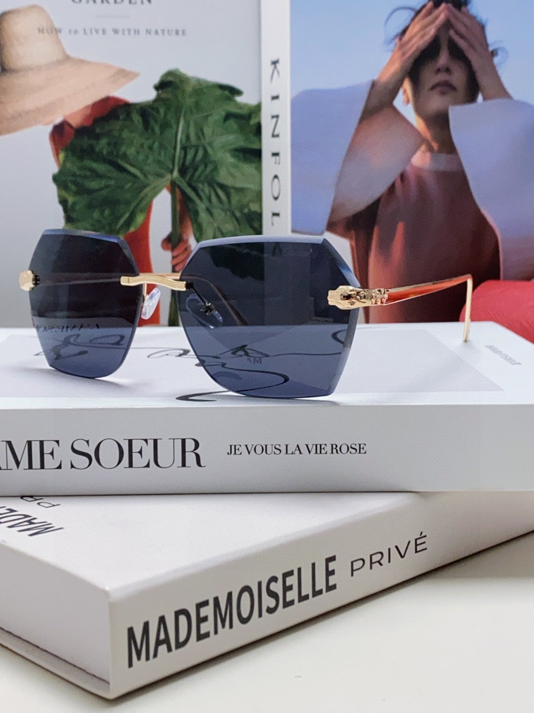 PANTHÈRE RIMLESS GEOMETRIC FRAME SUNGLASSES  539743 IN METAL - Light purple