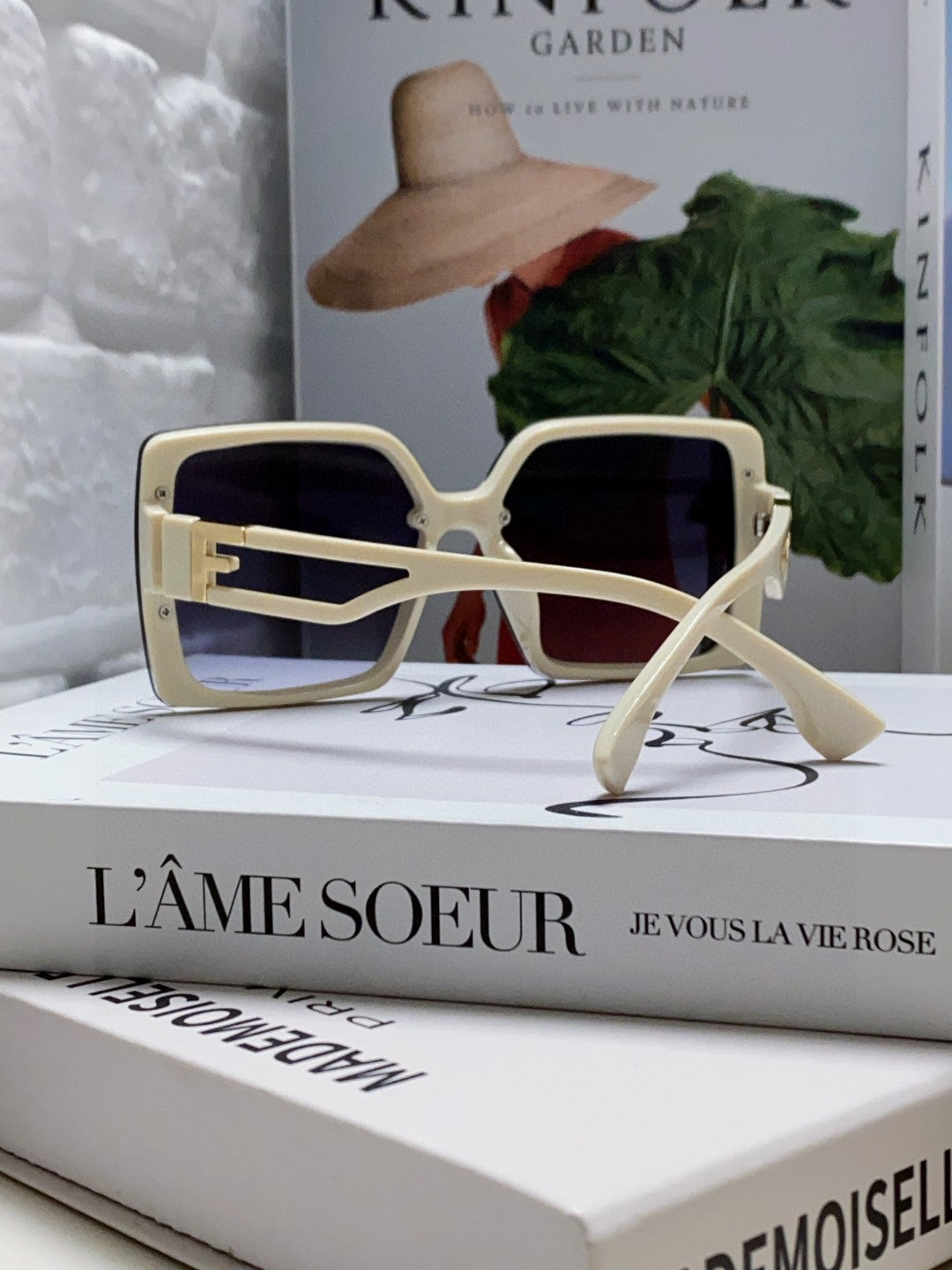 FF DIAMONDS SQUARE FRAME SUNGLASSES 575802 IN ACETATE - Dark blue