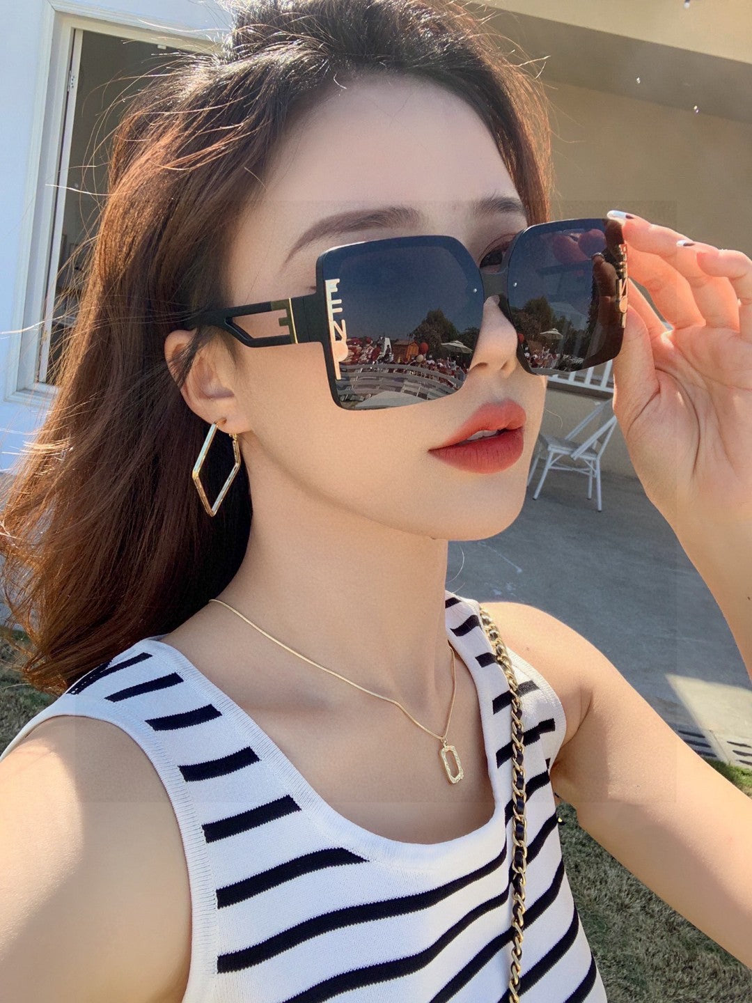 FF DIAMONDS SQUARE FRAME SUNGLASSES 575802 IN ACETATE - Dark blue