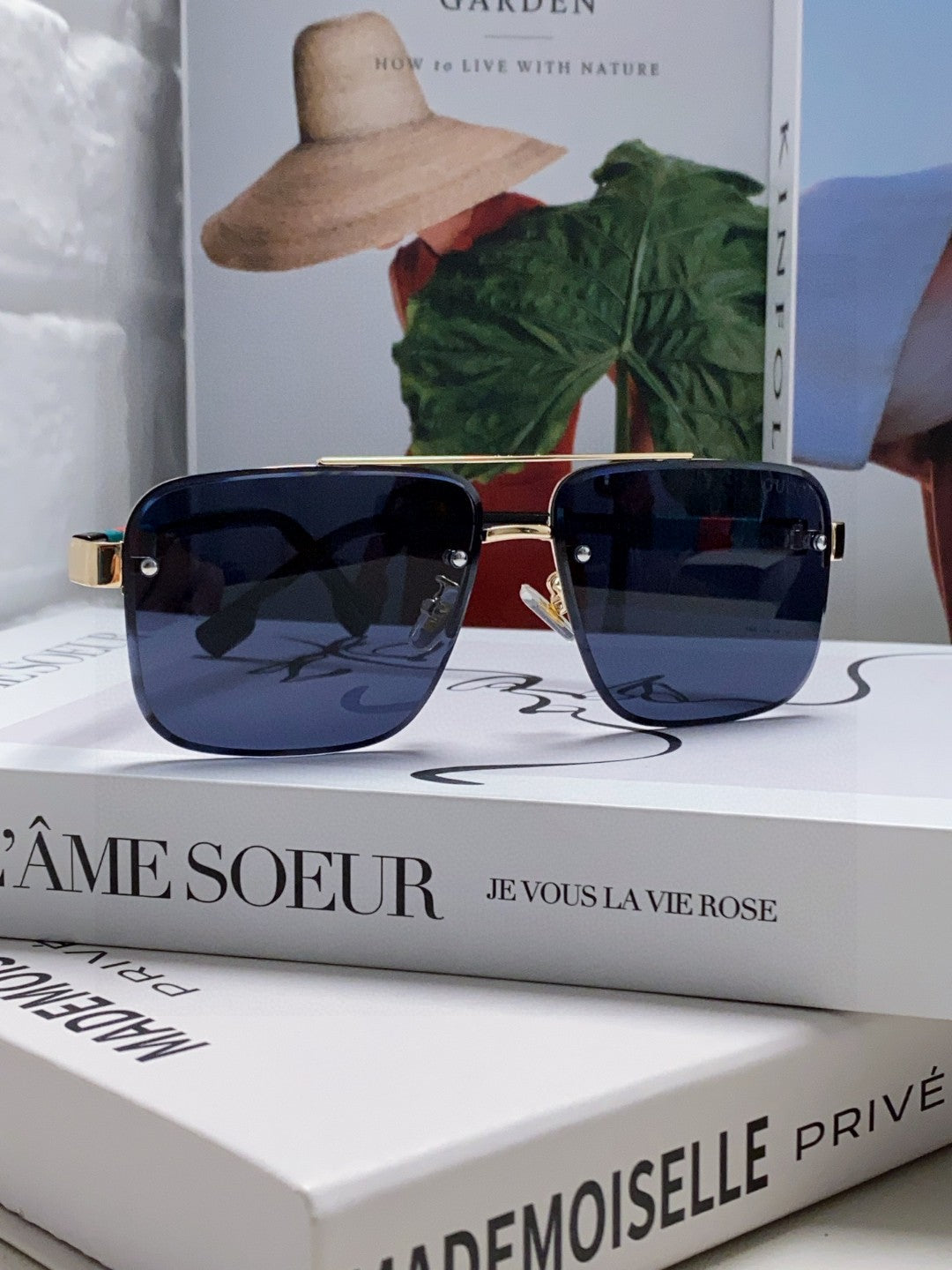RECTANGULAR FRAME SUNGLASSES 576873 IN METAL - Black/ smoke