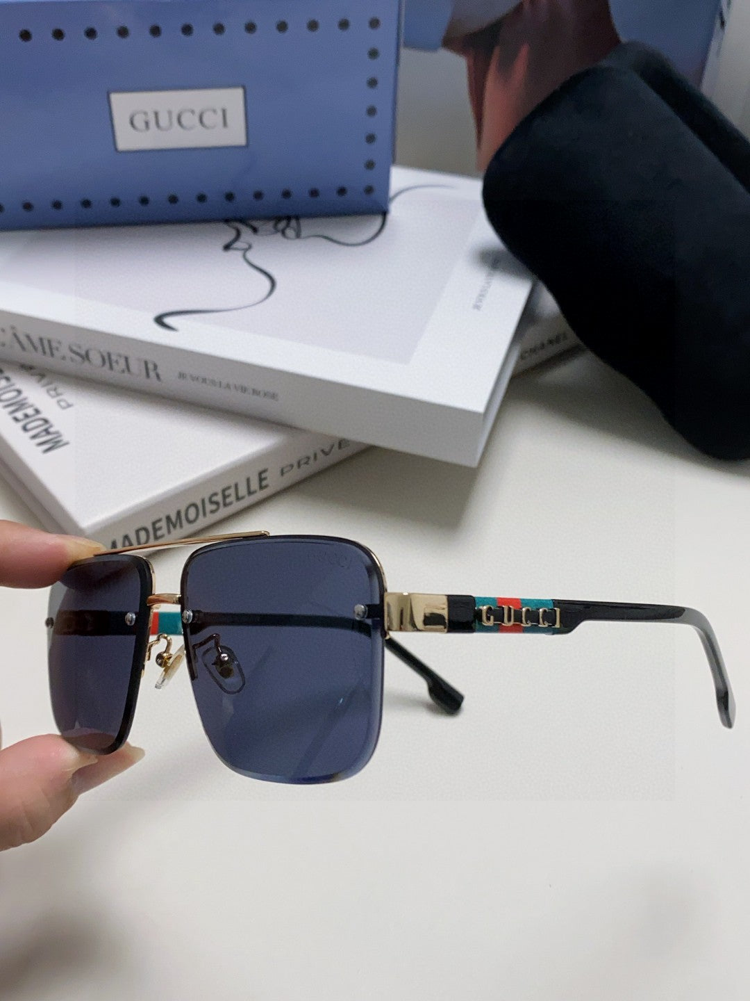 RECTANGULAR FRAME SUNGLASSES 576873 IN METAL - Black/ smoke
