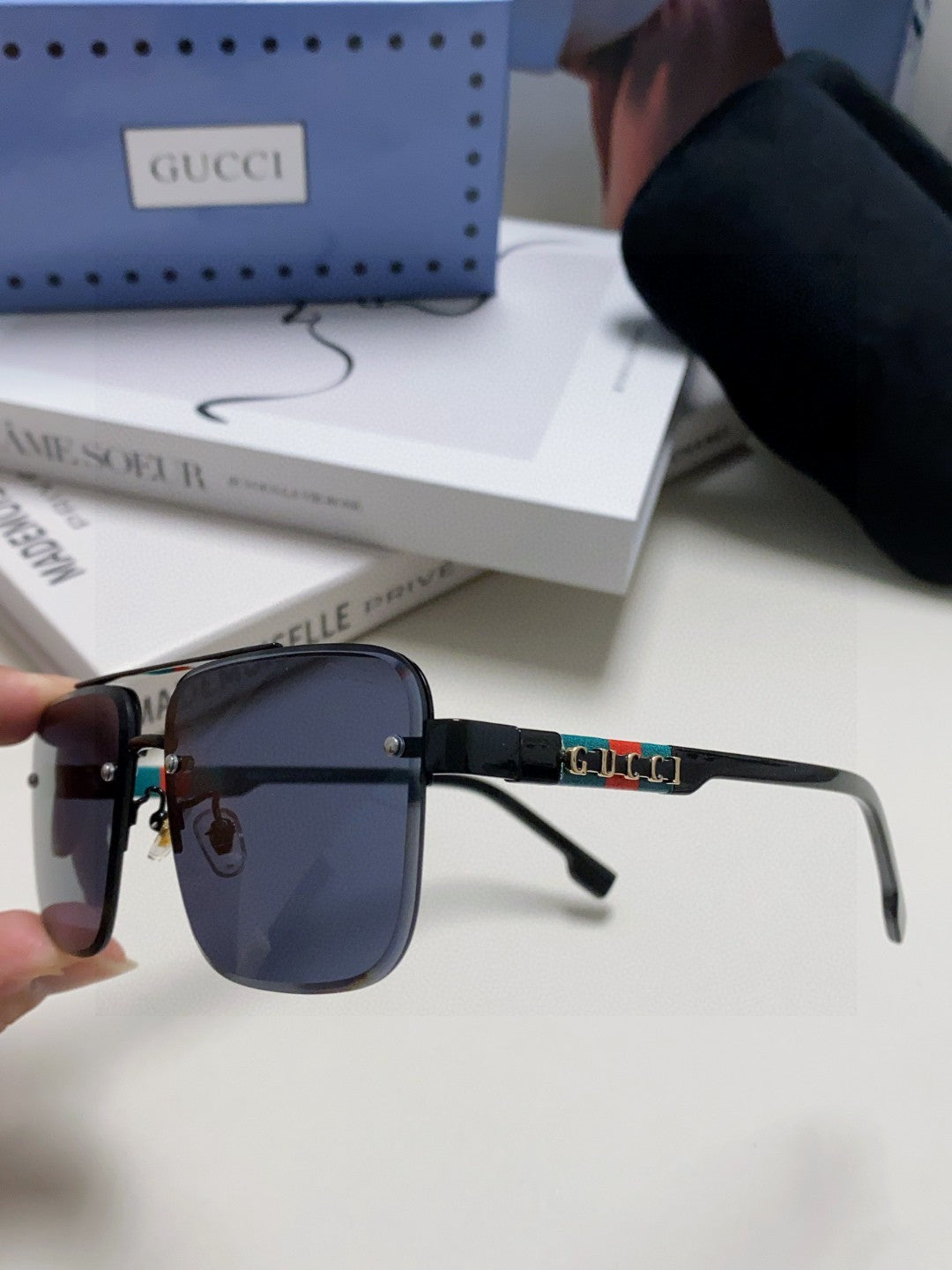 RECTANGULAR FRAME SUNGLASSES 576873 IN METAL - Black/ smoke