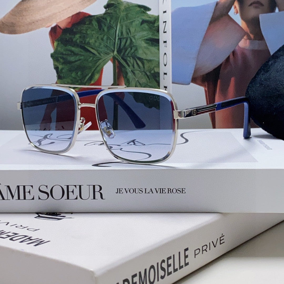 SQUARE FRAME SUNGLASSES 576880 IN METAL - Gold/ smoke