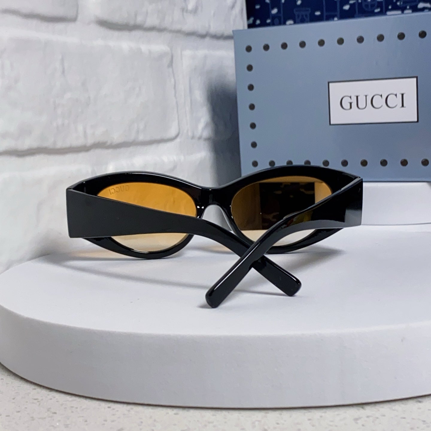 CAT-EYE FRAME SUNGLASSES 563336 IN ACETATE - Blue