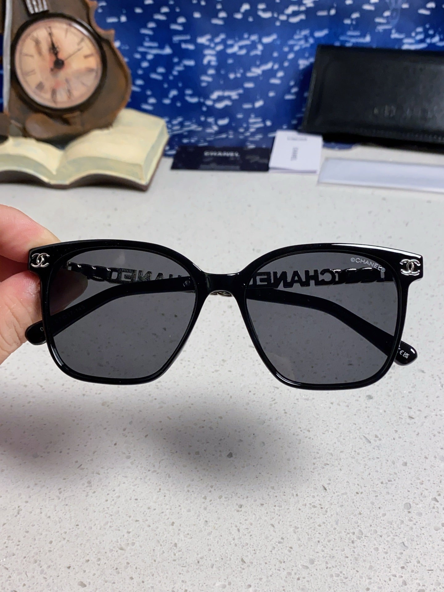 SQUARE SUNGLASSES 632032 IN BLACK ACETATE SILVER METAL