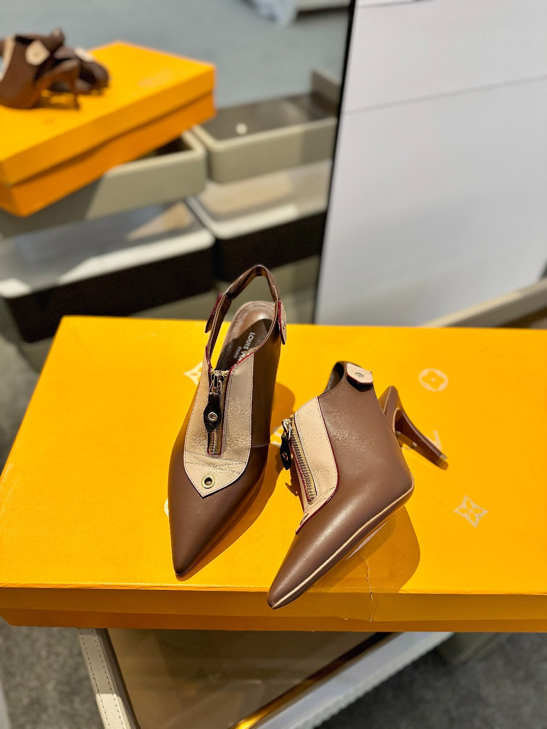 ALLURE HIGH 8 CM SLINGBACK IN CHOCOLATE MIX SAND BROWN CALFSKIN - 34
