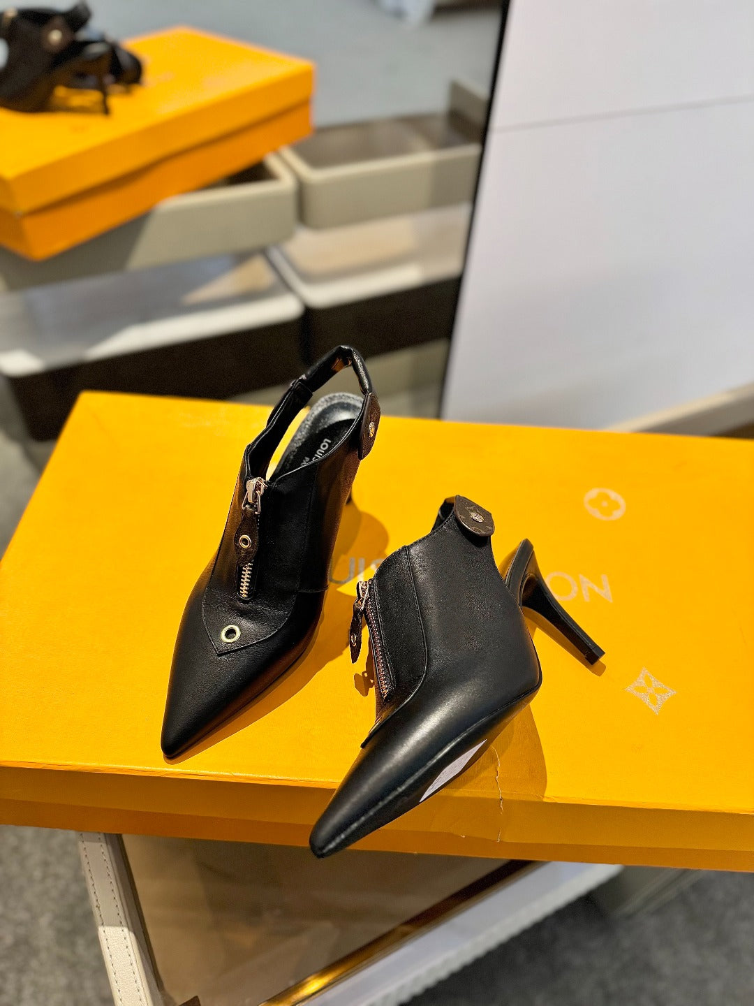 ALLURE HIGH 8 CM SLINGBACK IN BLACK CALFSKIN - 34