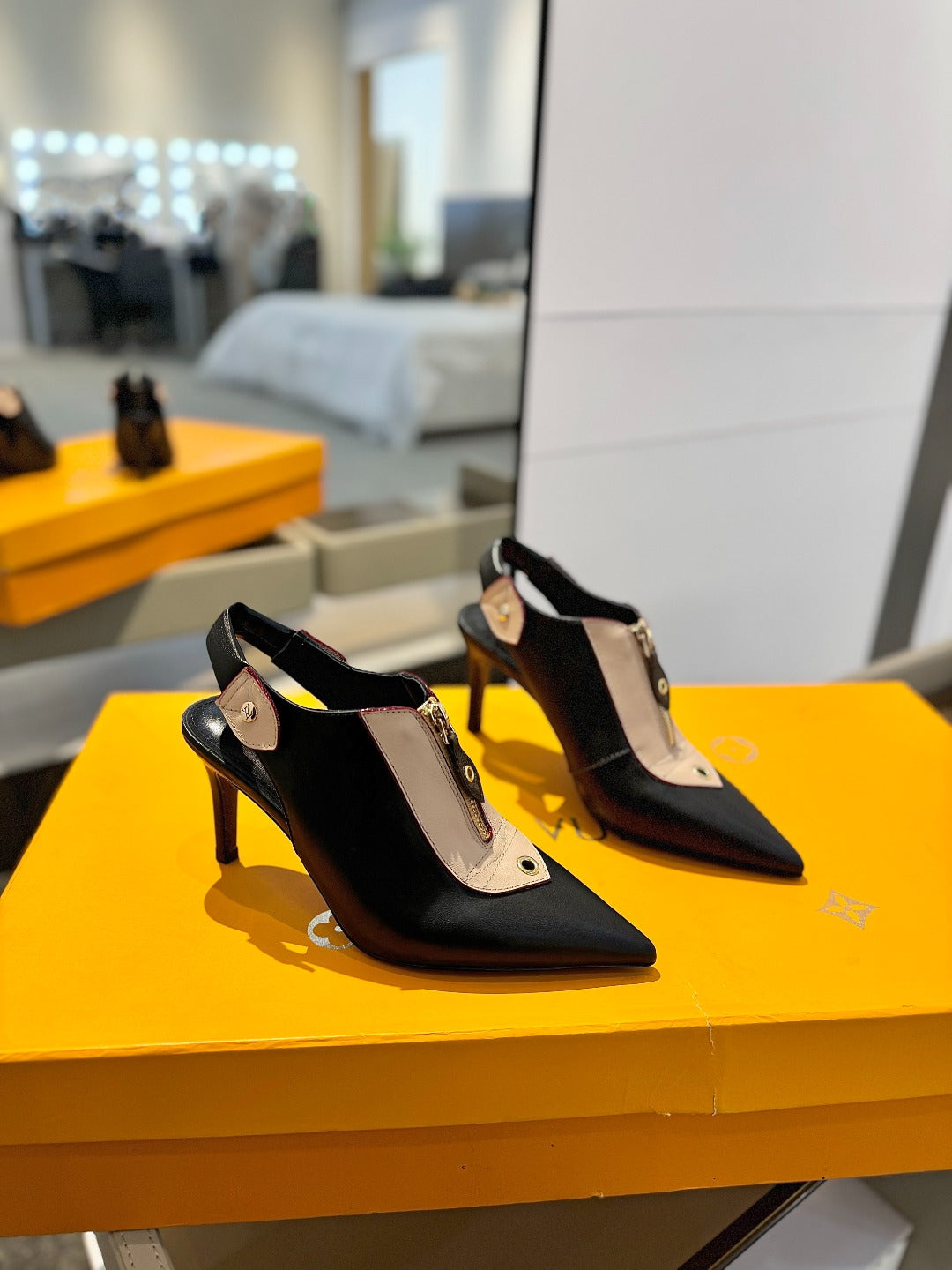 ALLURE HIGH 8 CM SLINGBACK IN BLACK MIX SAND BROWN CALFSKIN - 34