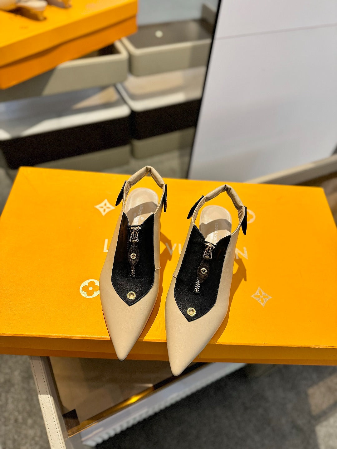 ALLURE HIGH 4.5 CM SLINGBACK IN SAND BROWN MIX BLACK CALFSKIN - 34
