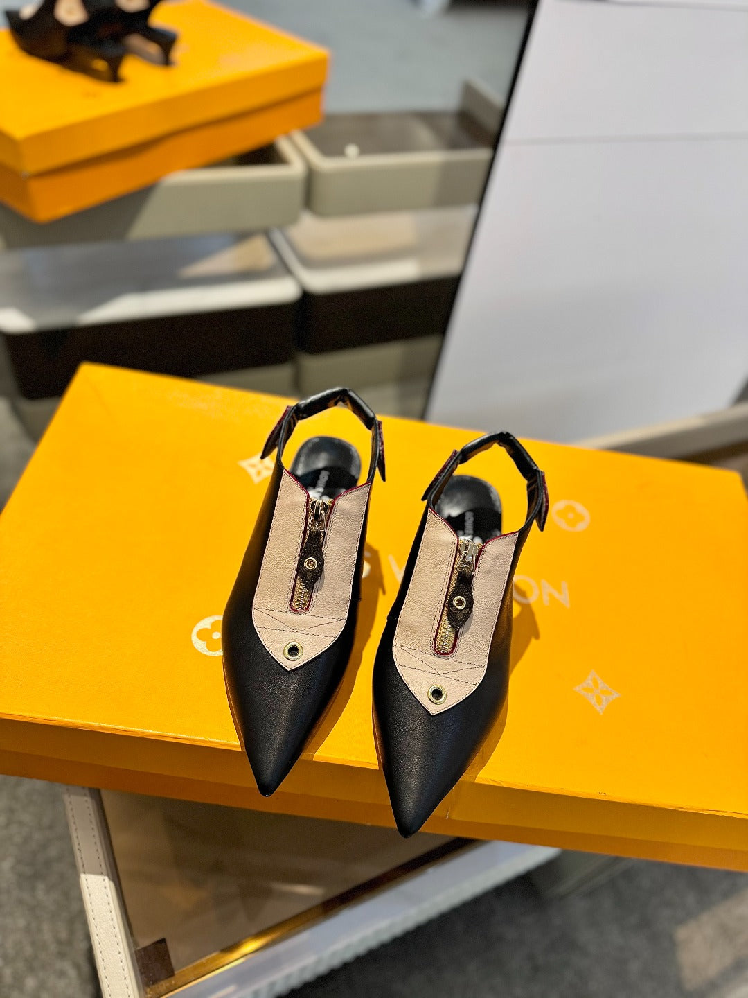 ALLURE HIGH 4.5 CM SLINGBACK IN BLACK MIX SAND BROWN CALFSKIN - 34
