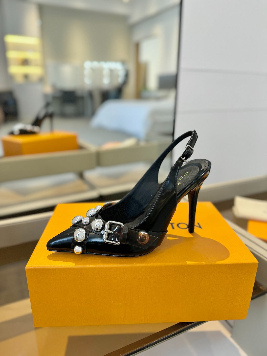 HIGH HEELS 95 MM IN BLACK PATENT CALFSKIN WITH CRYSTALS - 34