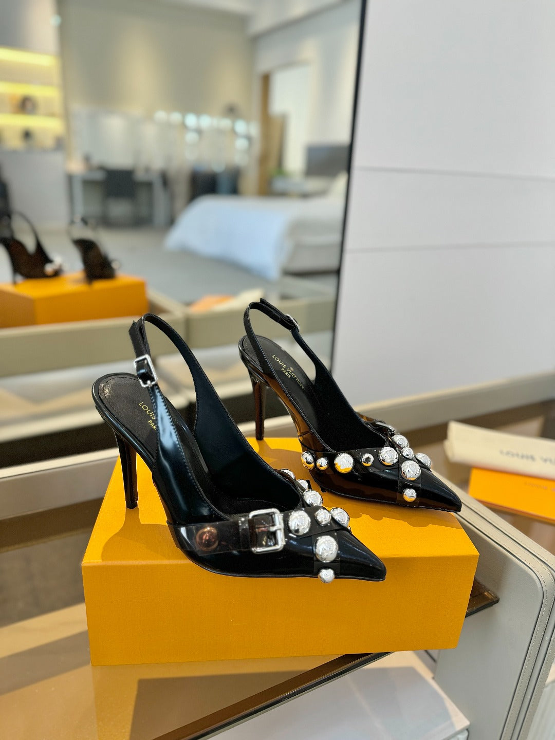 HIGH HEELS 95 MM IN BLACK PATENT CALFSKIN WITH CRYSTALS - 34