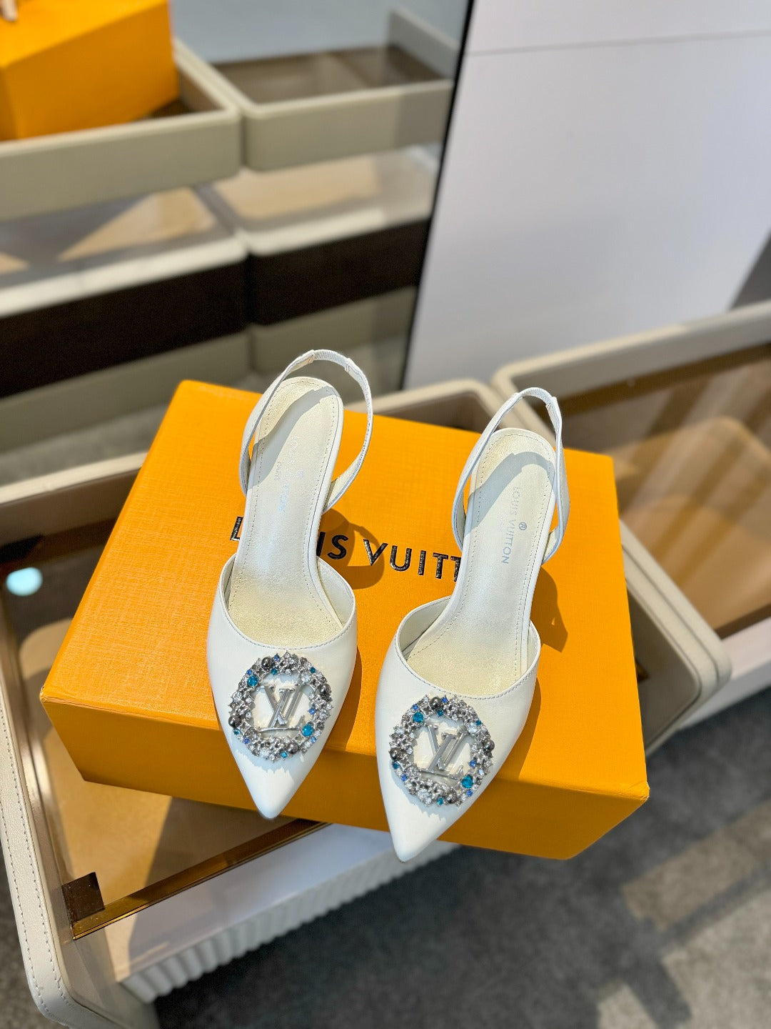 HIGH HEEL 75 MM SLINGBACK IN WHITE CALFSKIN WITH CRYSTAL - 34