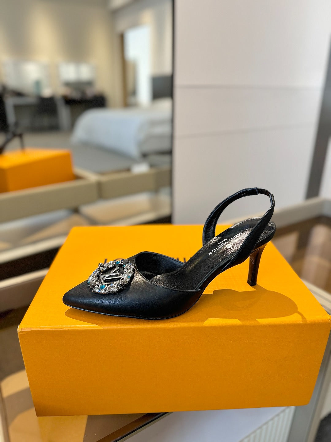 HIGH HEEL 75 MM SLINGBACK IN BLACK CALFSKIN WITH CRYSTAL - 34
