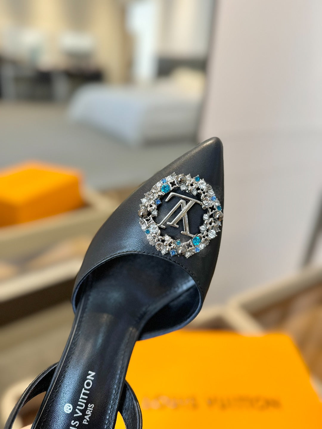 HIGH HEEL 75 MM SLINGBACK IN BLACK CALFSKIN WITH CRYSTAL - 34