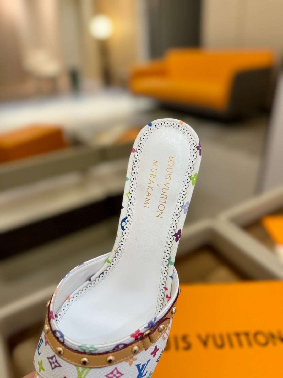 LV X TM 6AM HIGH 4 CM MULE IN WHITE MONOGRAM CALFSKIN - 34