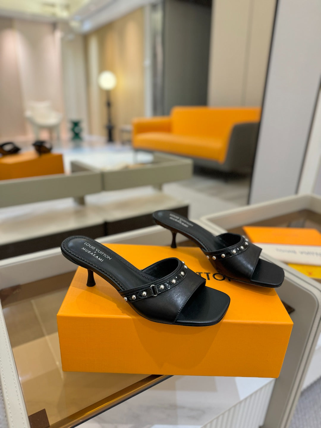 LV X TM 6AM HIGH 4 CM MULE IN BLACK CALFSKIN - 34