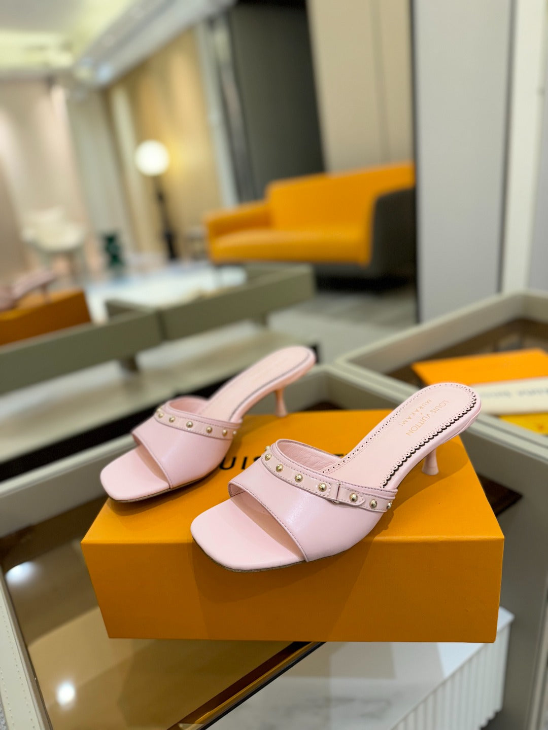 LV X TM 6AM HIGH 4 CM MULE IN LIGHT PINK CALFSKIN - 34