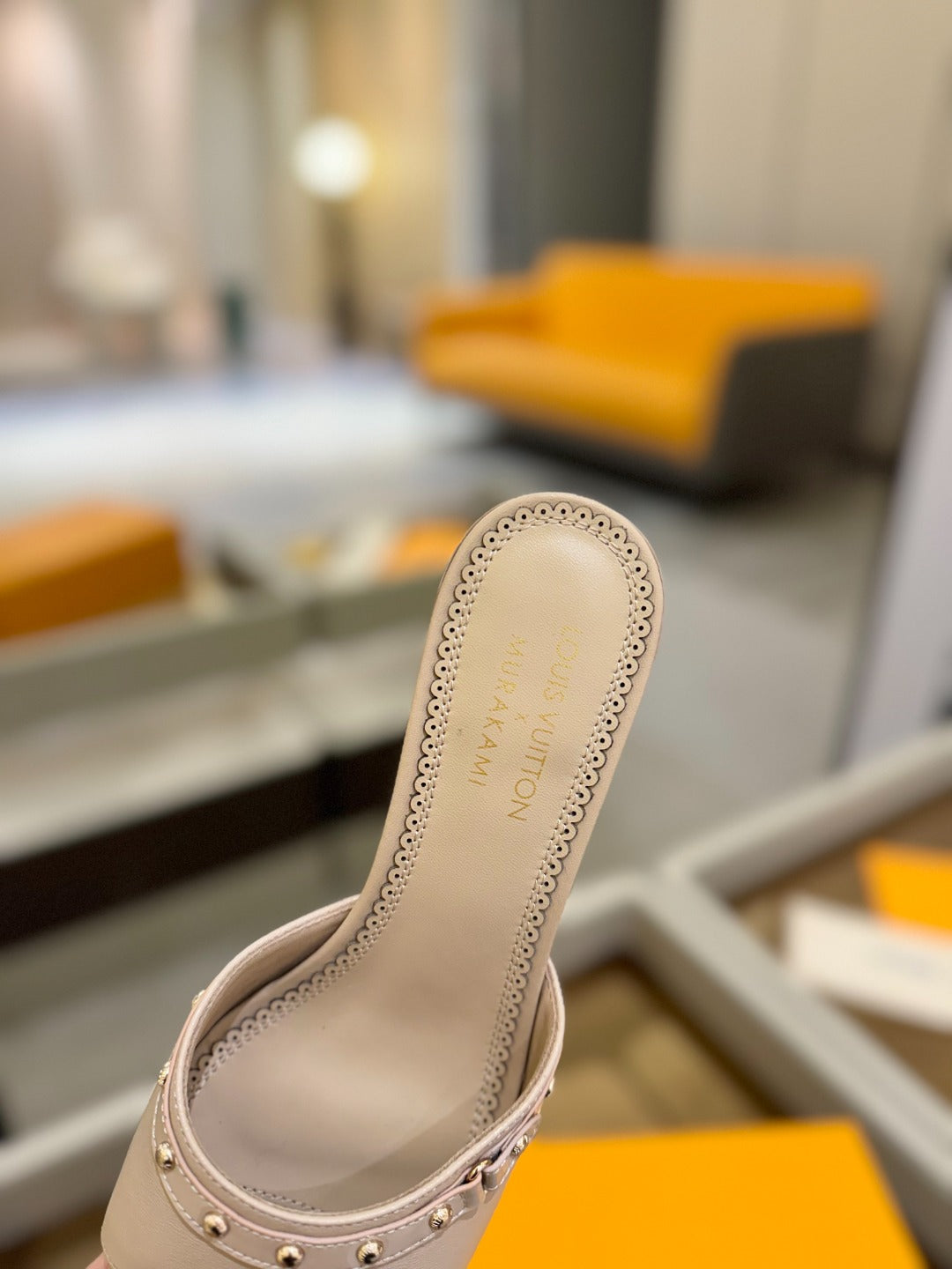 LV X TM 6AM HIGH 4 CM MULE IN LINEN TAN CALFSKIN - 34