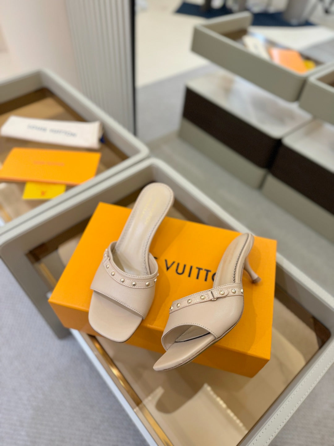LV X TM 6AM HIGH 4 CM MULE IN LINEN TAN CALFSKIN - 34