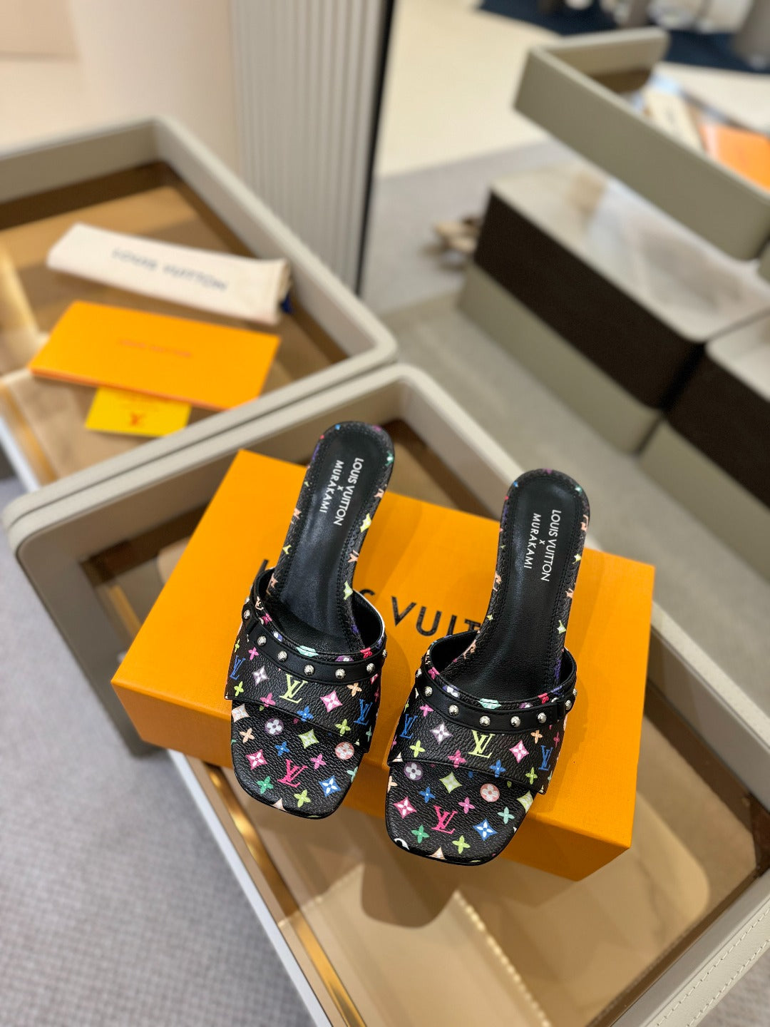 LV X TM 6AM HIGH 4 CM MULE IN BLACK MONOGRAM CALFSKIN - 34