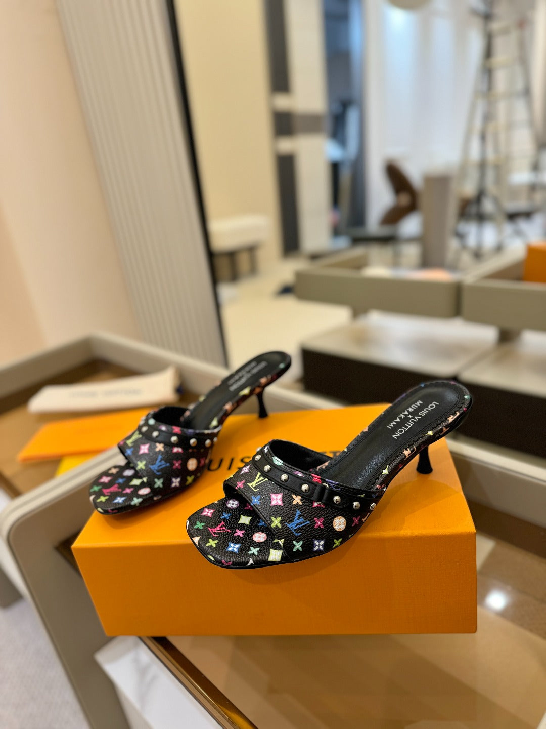LV X TM 6AM HIGH 4 CM MULE IN BLACK MONOGRAM CALFSKIN - 34