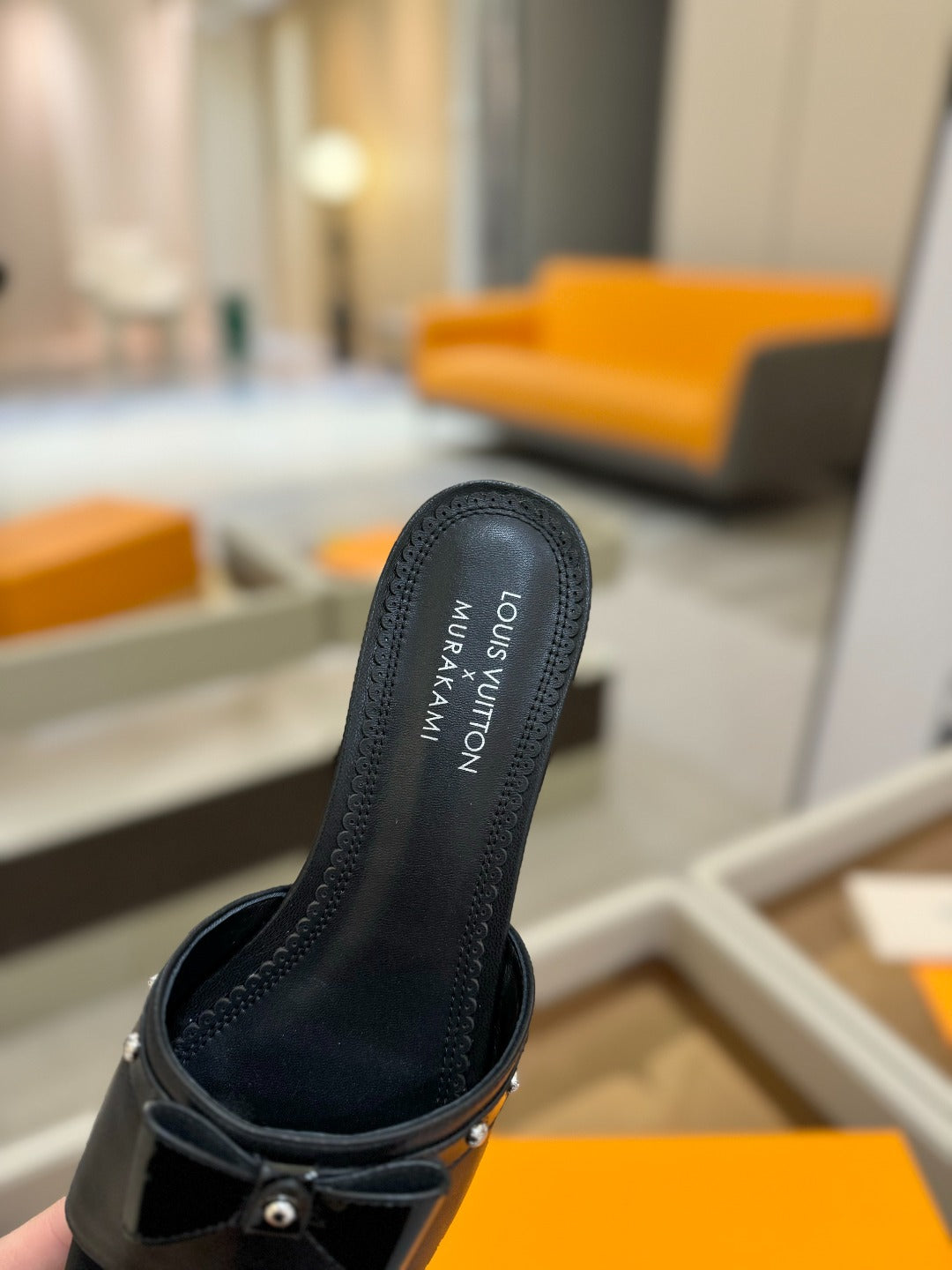 LV X TM 6AM FLAT MULE IN BLACK CALFSKIN - 34