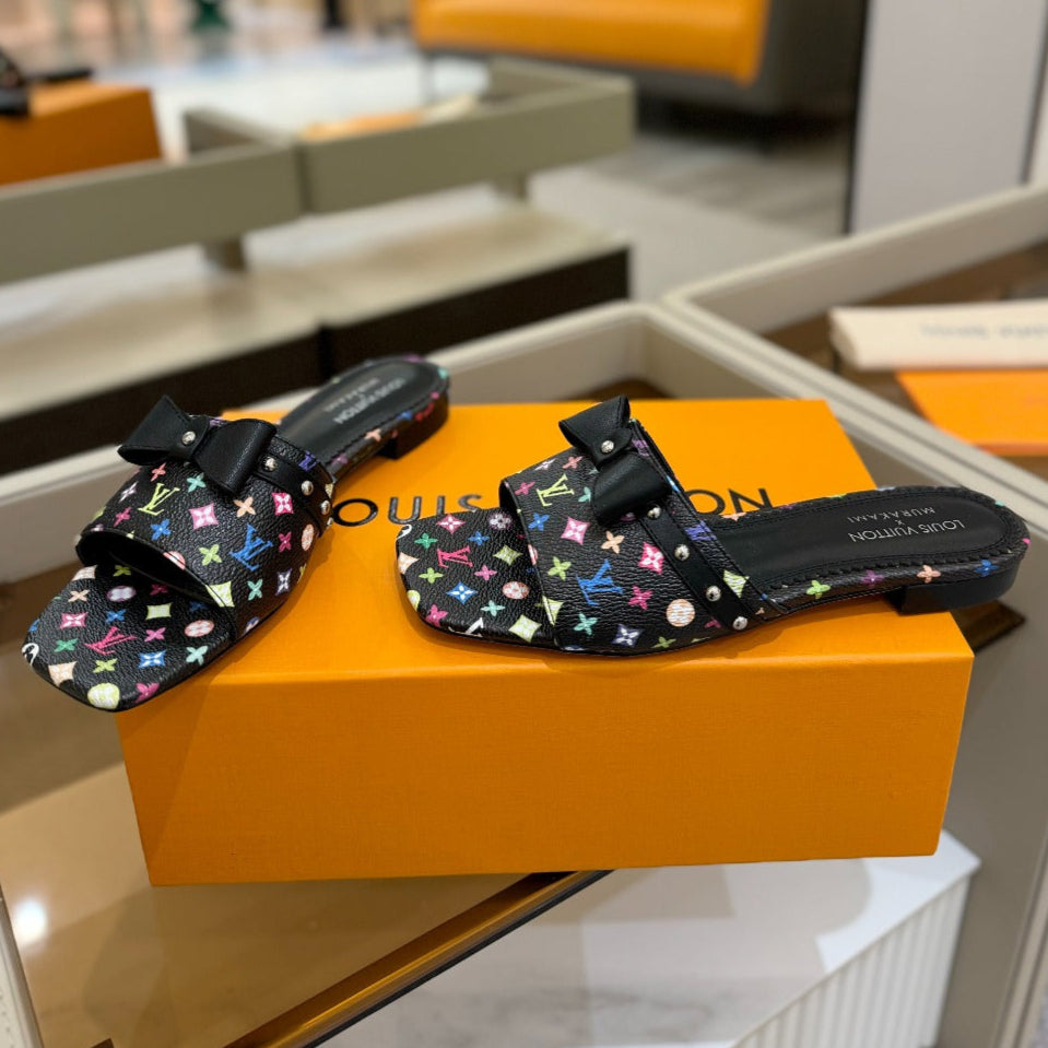 LV X TM 6AM FLAT MULE IN BLACK MONOGRAM CALFSKIN - 34