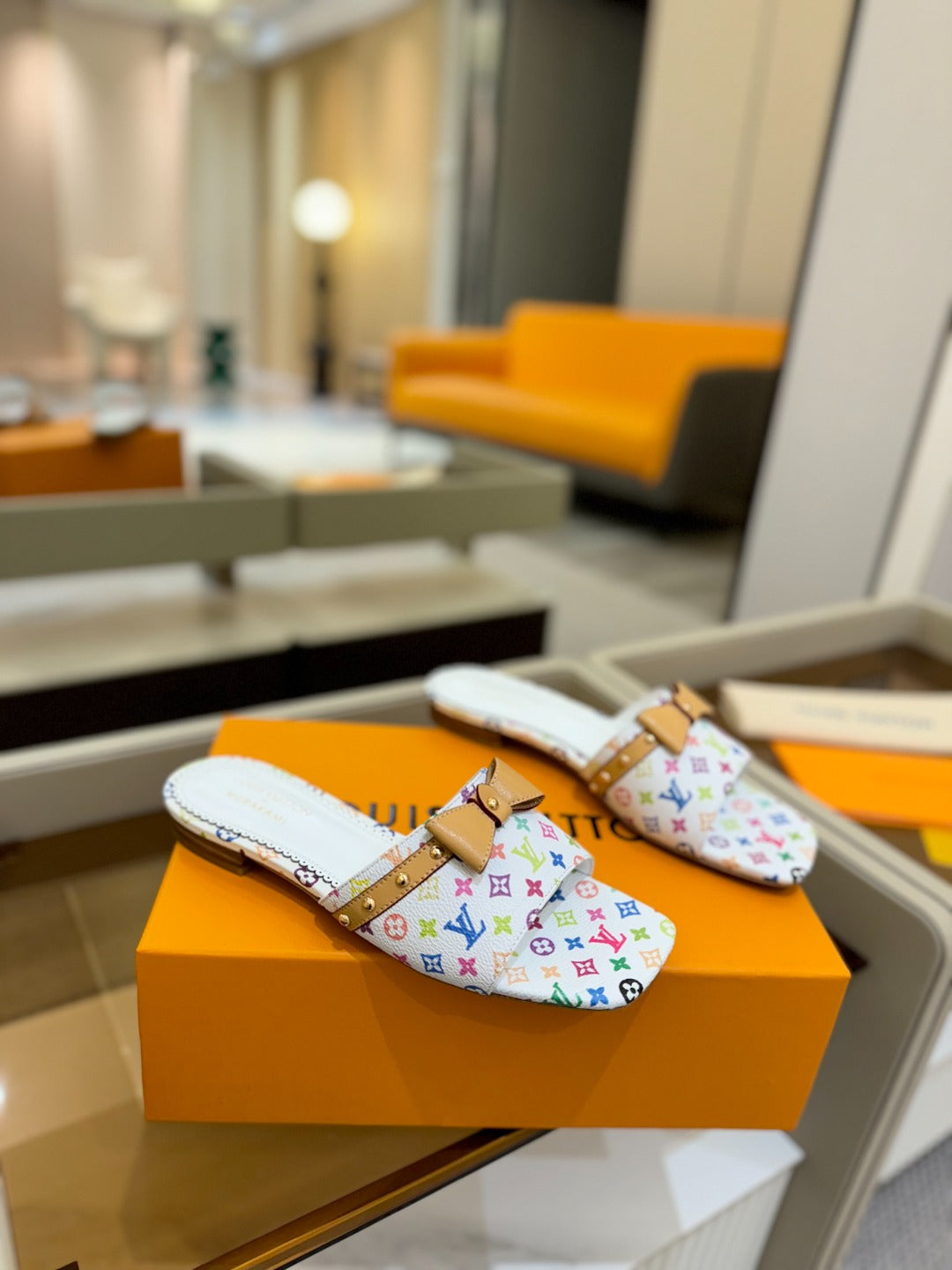 LV X TM 6AM FLAT MULE IN WHITE MONOGRAM CALFSKIN - 34