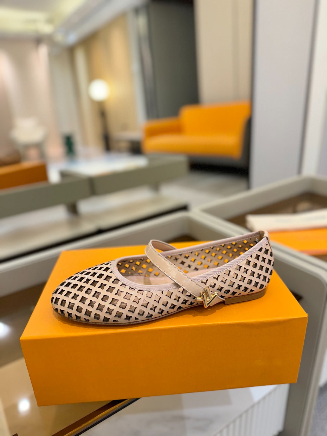ROMY FLAT BALLERINA IN LIGHT PINK MESH PATENT CALFSKIN - 34