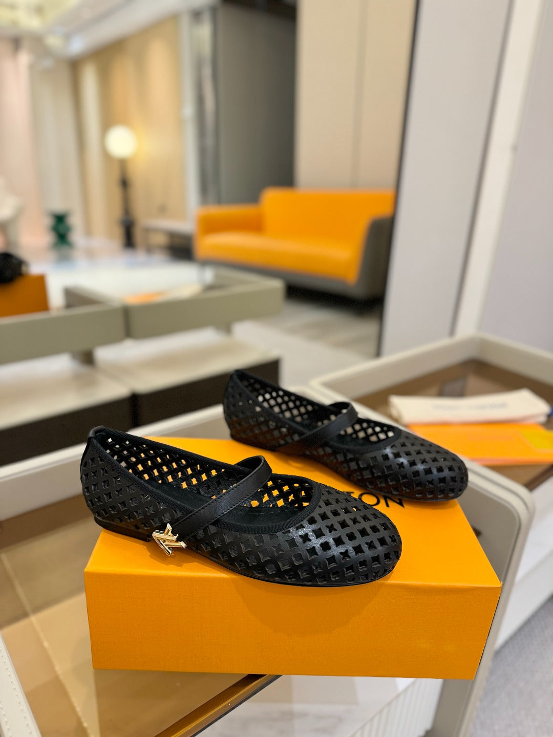 ROMY FLAT BALLERINA IN BLACK MESH CALFSKIN - 34