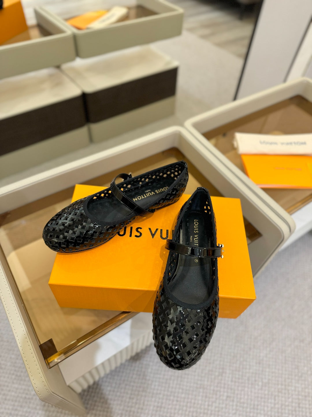 ROMY FLAT BALLERINA IN BLACK MESH PATENT CALFSKIN - 34