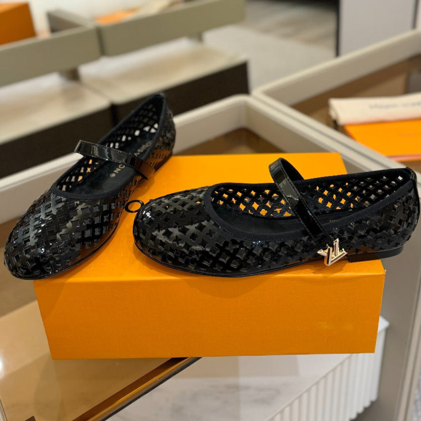 ROMY FLAT BALLERINA IN BLACK MESH PATENT CALFSKIN - 34