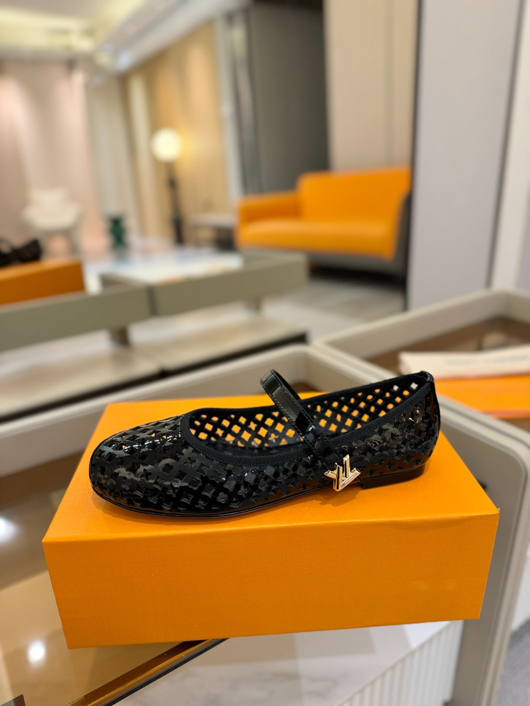 ROMY FLAT BALLERINA IN BLACK MESH PATENT CALFSKIN - 34
