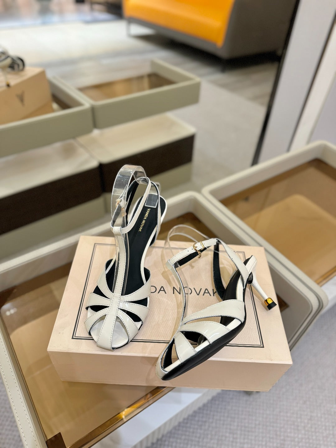 HIGH SANDALS 75 MM IN WHITE CALFSKIN - 34