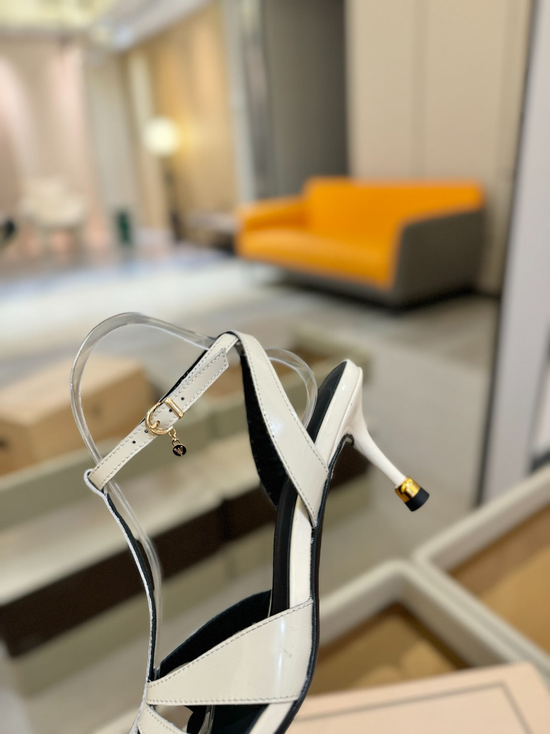 HIGH SANDALS 75 MM IN WHITE CALFSKIN - 34
