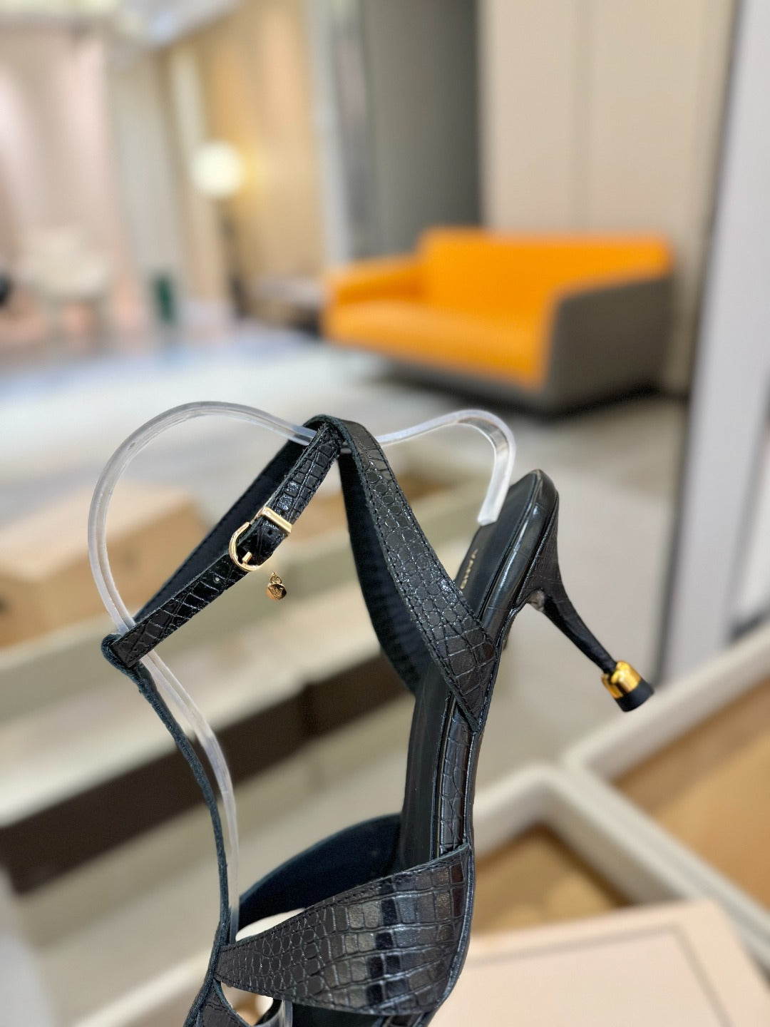 HIGH SANDALS 75 MM IN BLACK CALFSKIN - 34