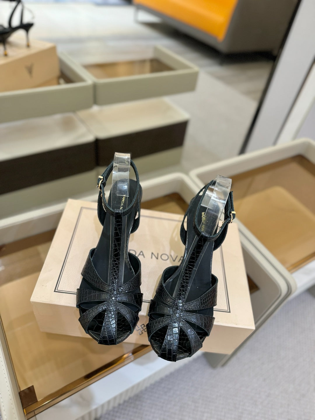 HIGH SANDALS 75 MM IN BLACK CALFSKIN - 34
